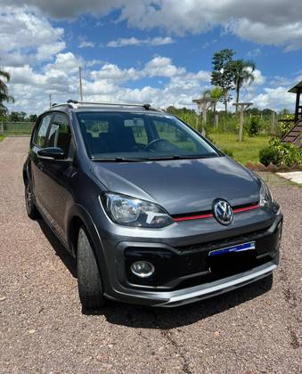 VOLKSWAGEN UP 1.0 170 TSI TOTAL FLEX XTREME 4P MANUAL